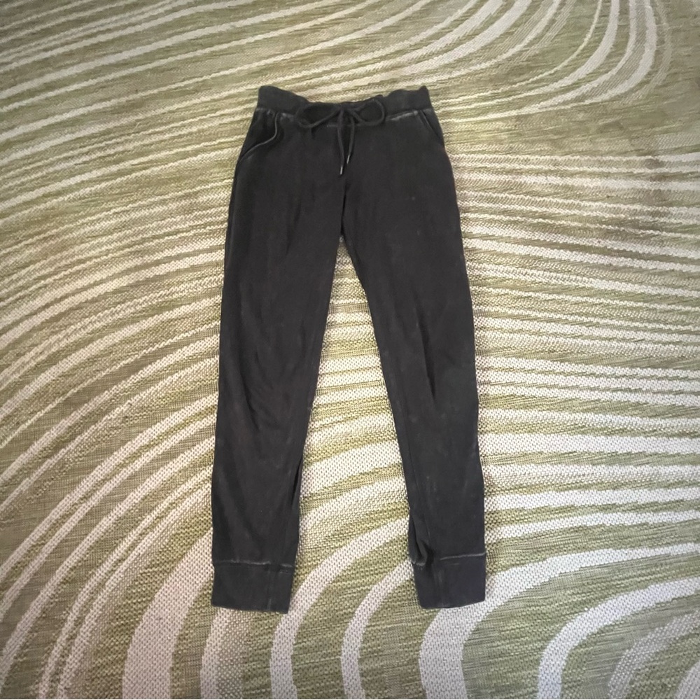🖤Free People Movement Jersey Material Leggings🖤